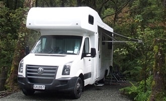 4Berthモーターホームシャワー＆トイレ付