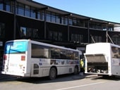 NZSKIスノーラインバスステーションビル発着場所